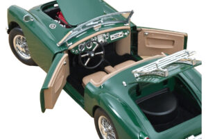 MG MGA British Racing Green Norev 1:18 182610 Metal — billede 4 af 5