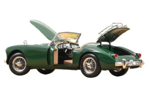 MG MGA British Racing Green Norev 1:18 182610 Metal — billede 2 af 5