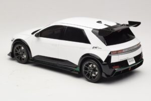 Hyundai Ioniq 5 N DK Edition Atlas White Matt Otto 1:18 OT1227 Resin — billede 5 af 6