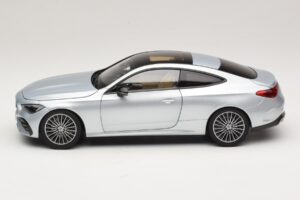Mercedes CLE C236 Coupé Hightech Silver Norev 1:18 183939 Metal — billede 4 af 8