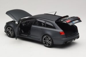 Audi RS6 C7 Avant Daytona Grey Minichamps 1:18 5011216225 Metal — billede 5 af 8