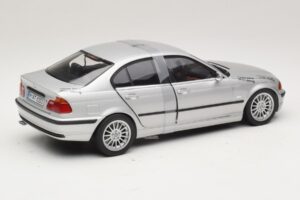 BMW 3-Series E46 6-Cylinder Sølv UT Models 1:18 20512 Metal — billede 2 af 6