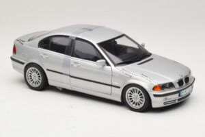 BMW 3-Series E46 6-Cylinder Sølv UT Models 1:18 20512 Metal — billede 4 af 6