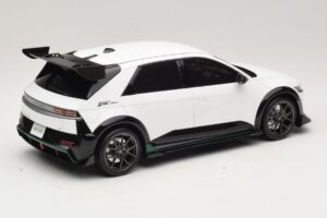 Hyundai Ioniq 5 N DK Edition Atlas White Matt Otto 1:18 OT1227 Resin — billede 2 af 6