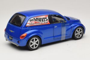 Chrysler PT Cruiser Levering Blå Hot Wheels 1:18 29616 Metal — billede 2 af 7