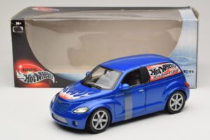 Chrysler PT Cruiser Levering Blå Hot Wheels 1:18 29616 Metal — billede 7 af 7
