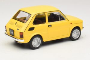 Fiat 126 Gul MCG 1:18 MCG18667 Metal — billede 5 af 6