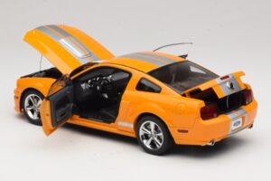 Ford Mustang GT S197 Grabber Orange Metallic AUTOart 1:18 73117-A1 Metal — billede 5 af 8