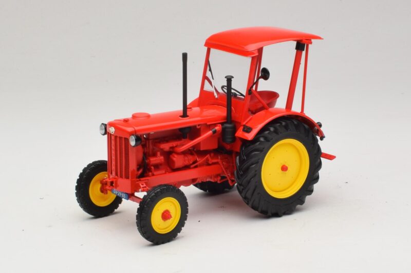 Hanomag R35 Traktor Rød Minichamps 1:18 Hanomag R35 Traktor Rød Minichamps 1:18 109153071 Metal