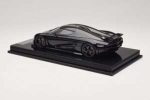 Koenigsegg Regera Sort Carbonpakke FrontiArt 1:18 F079-179 Resin — billede 5 af 7