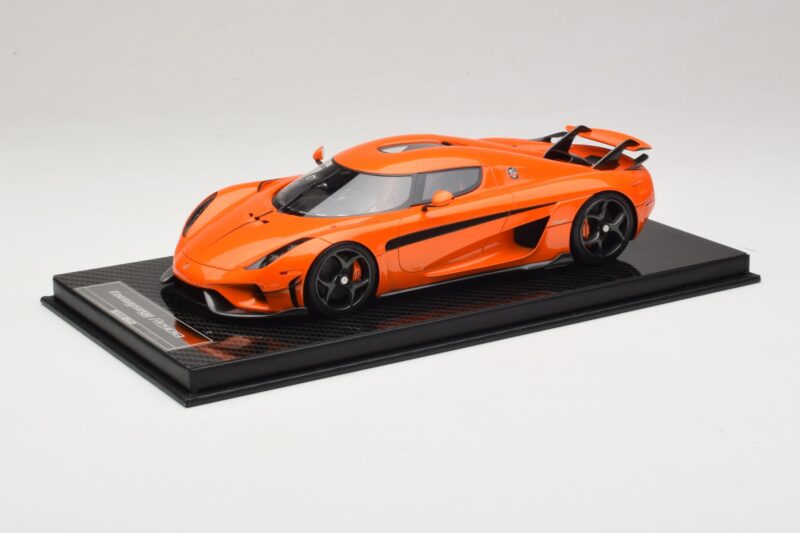 Koenigsegg Regera Orange Carbonpakke FrontiArt 1:18 F071-153 Resin