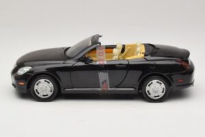 Lexus SC430 Cabriolet Sort Motormax 1:18 73119 Metal — billede 3 af 6