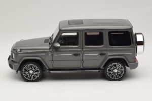 Mercedes G-Class W465 Classic Grey Norev 1:18 183035 Metal — billede 3 af 6