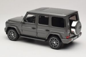 Mercedes G-Class W465 Classic Grey Norev 1:18 183035 Metal — billede 5 af 6