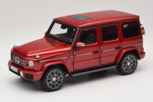 Mercedes G-Class W465 Hyacinth Red Norev 1:18 Mercedes G-Class W465 Hyacinth Red Norev 1:18 183037 Metal