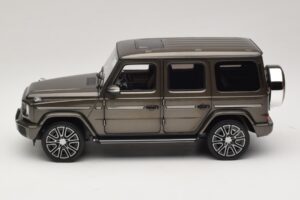 Mercedes G-Class W465 Indium Grey Norev 1:18 183036 Metal — billede 3 af 6