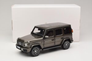 Mercedes G-Class W465 Indium Grey Norev 1:18 183036 Metal — billede 6 af 6