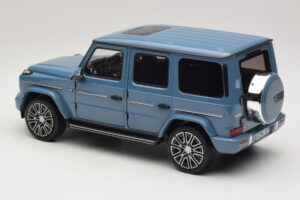 Mercedes G-Class W465 Vintage Blue Norev 1:18 183034 Metal — billede 5 af 6