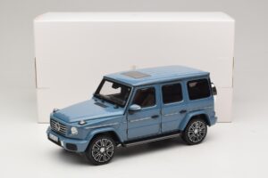 Mercedes G-Class W465 Vintage Blue Norev 1:18 183034 Metal — billede 6 af 6