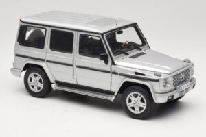 Mercedes G500 W463 LWB Forhandler Edition Sølv AUTOart 1:18 B66962142 Metal — billede 6 af 8