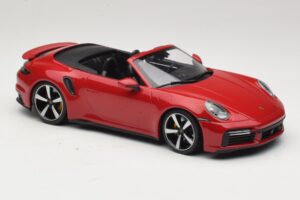 Porsche 911 992 Turbo S Cabriolet Mørkerød Minichamps 1:18 PORSCHE007 Metal — billede 4 af 6