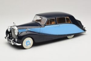 Rolls-Royce Silver Wraith Empress by Hooper Sort & Mørkeblå MCG 1:18 MCG18051 Metal