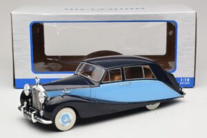 Rolls-Royce Silver Wraith Empress by Hooper Sort & Mørkeblå MCG 1:18 MCG18051 Metal — billede 6 af 6