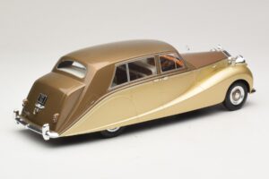 Rolls-Royce Silver Wraith Empress by Hooper Brun & Guld MCG 1:18 MCG18000 Metal — billede 2 af 6