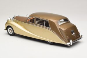 Rolls-Royce Silver Wraith Empress by Hooper Brun & Guld MCG 1:18 MCG18000 Metal — billede 5 af 6