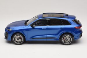 Audi SQ5 FY TFSI Ultra Blå Otto 1:18 OT1281 Resin — billede 3 af 6