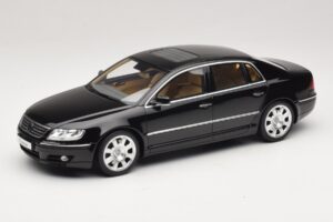 Volkswagen Phaeton 3D 6.0 W12 Sort Otto 1:18 OT1266 Resin