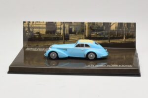 Alfa Romeo 8C 2900B Lungo Lyseblå Minichamps 1:43 436120420 Metal