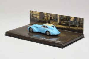 Alfa Romeo 8C 2900B Lungo Lyseblå Minichamps 1:43 436120420 Metal — billede 3 af 5