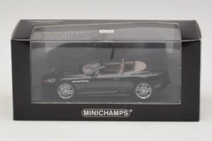 Aston Martin DBS Volante Sort Metallic Minichamps 1:43 400137930 Metal — billede 4 af 4