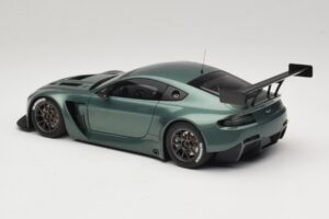 Aston Martin V12 Vantage GT3 Grøn AUTOart 1:18 81306 Metal — billede 5 af 6
