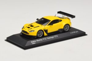 Aston Martin V12 Vantage GT3 Gul Minichamps 1:43 437121391 Metal — billede 2 af 4
