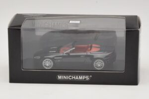 Aston Martin V8 Vantage Roadster Sort Metallic Minichamps 1:43 400137431 Metal — billede 4 af 4