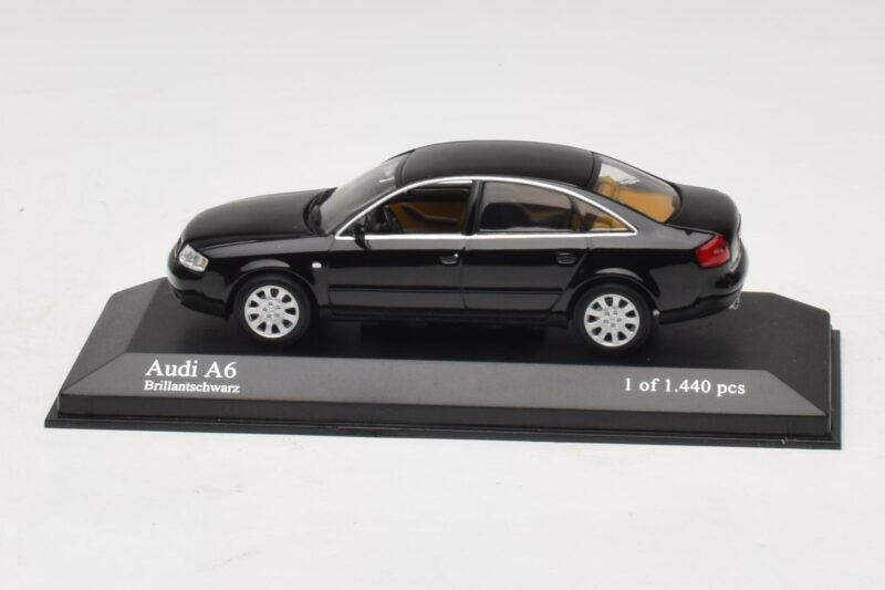 Audi A6 C5 Sort Minichamps 1:43 430010200 Metal