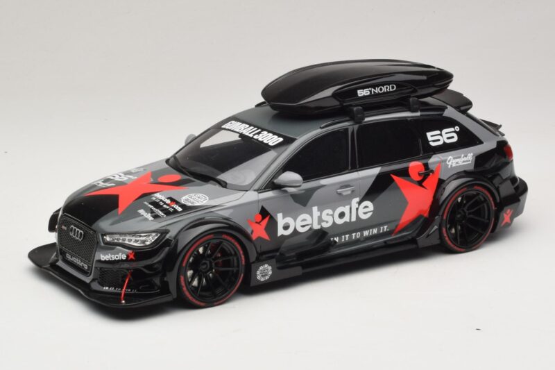 Audi RS6 C7 Avant DTM Med Tagboks GT Spirit 1:18 GT321 Resin