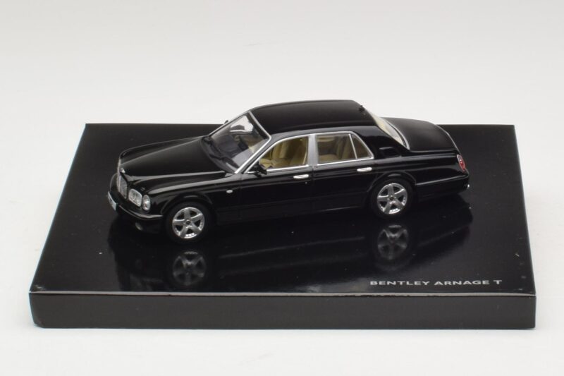 Bentley Arnage T Sort Minichamps 1:43 Bentley Arnage T Sort Minichamps 1:43 BL323 Metal