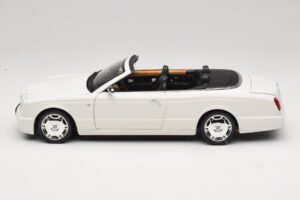 Bentley Azure Glacier White Erstatningsæske Minichamps 1:18 100139502-R1 Metal — billede 4 af 8