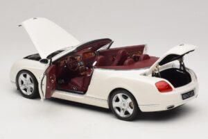 Bentley Continental GTC Hvid Erstatningsæske Minichamps 1:18 100139032-R1 Metal — billede 5 af 8