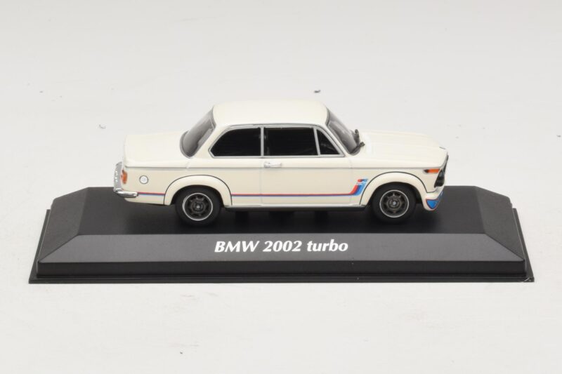 BMW 2002 Turbo Hvid Maxichamps 1:43 940022201 Metal