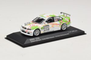BMW 320i E46 #233 A. Priaulx / J. Muller Schubert Motorsport VLN Nurburgring 2005 Minichamps 1:43 400052433 Metal — billede 2 af 4