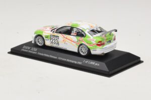 BMW 320i E46 #233 A. Priaulx / J. Muller Schubert Motorsport VLN Nurburgring 2005 Minichamps 1:43 400052433 Metal — billede 3 af 4
