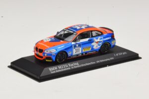 BMW M235i Team Medienkraftwerk #311 Di Martino / Olivo 24 Hours of Nurburgring 2014 Minichamps 1:43 437142411 Metal — billede 2 af 4