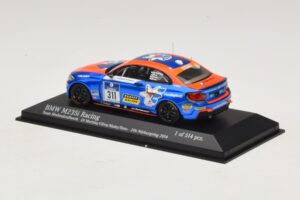 BMW M235i Team Medienkraftwerk #311 Di Martino / Olivo 24 Hours of Nurburgring 2014 Minichamps 1:43 437142411 Metal — billede 3 af 4