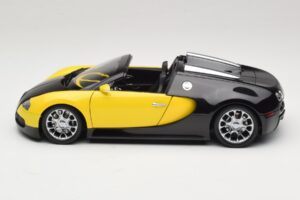 Bugatti Veyron Grand Sport Black Lemon Minichamps 1:18 100110831 Metal — billede 4 af 8