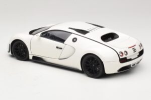 Bugatti Veyron Super Sport Hvid Minichamps 1:18 100110844 Metal — billede 7 af 8