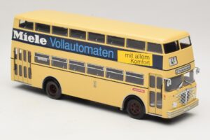 Bussing D2U Heckturen Miele Minichamps 1:43 439071086 Metal — billede 4 af 6
